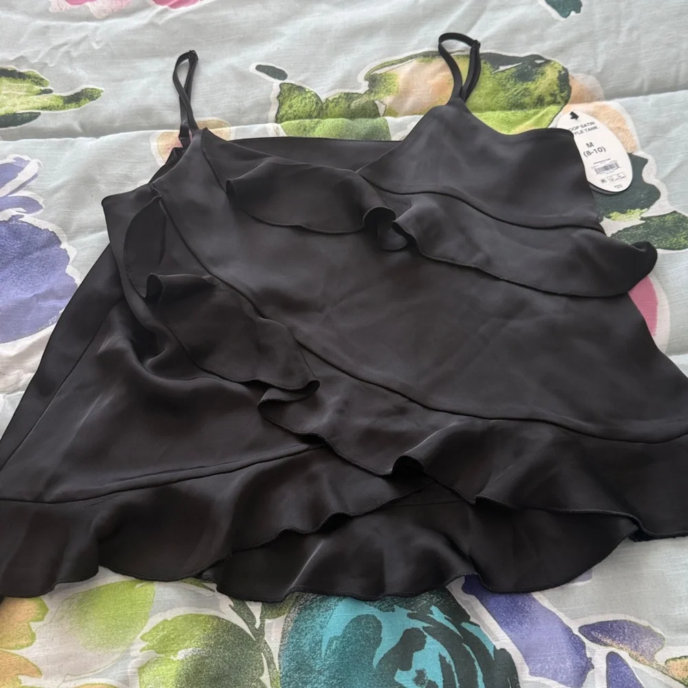 Elegant Black Ruffled Women's Top - Picture 1 of 3